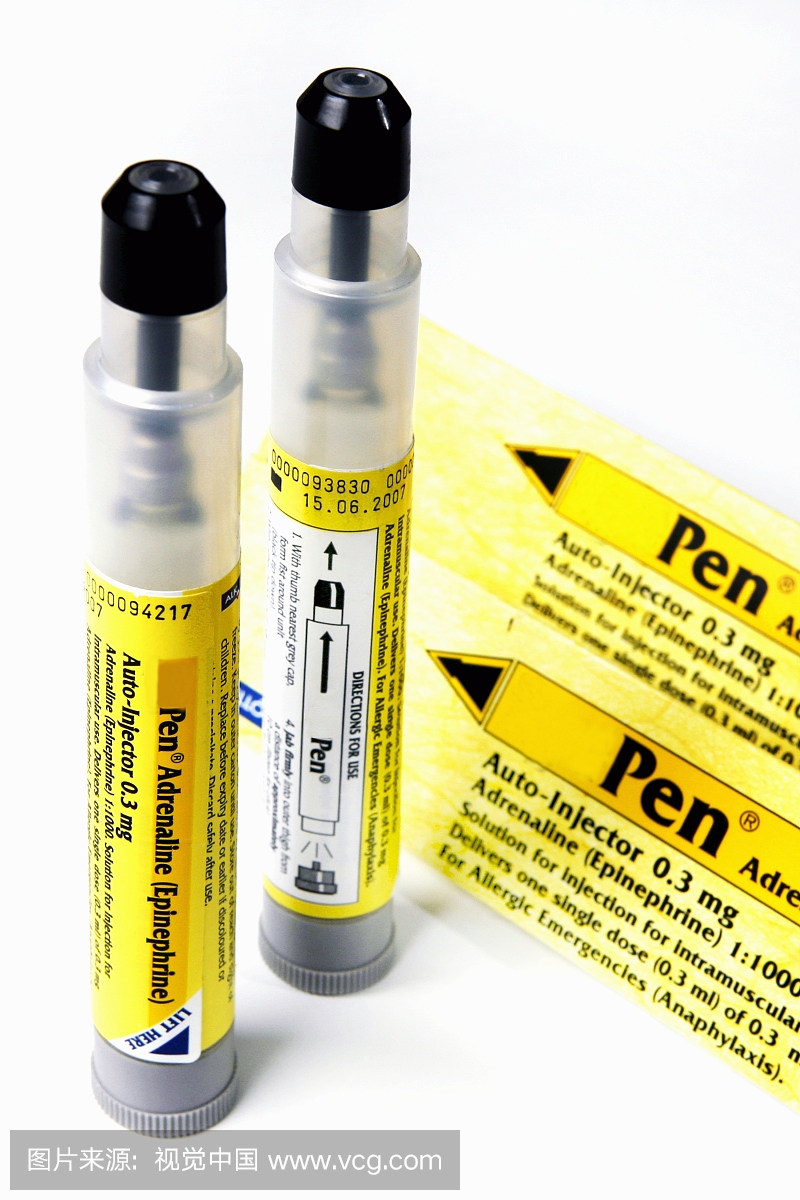 两个EpiPens,最常用的肾上腺素自动注射器治疗