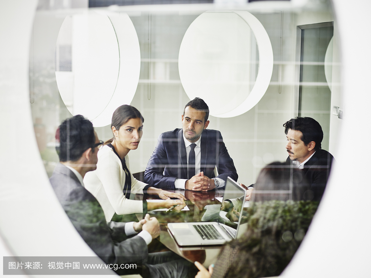 女企业主管领导小组讨论