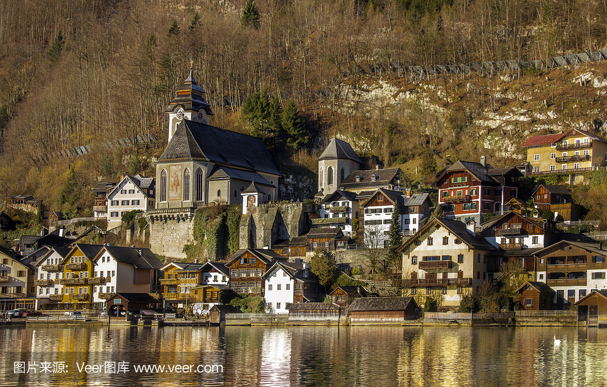 哈尔施塔特湖,哈尔聚达得湖,哈修达特糊,哈尔斯塔特湖