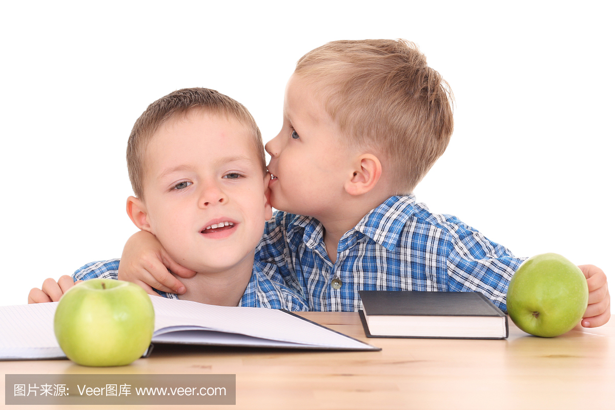 耳语,两人的秘密,你知我知,悄悄话