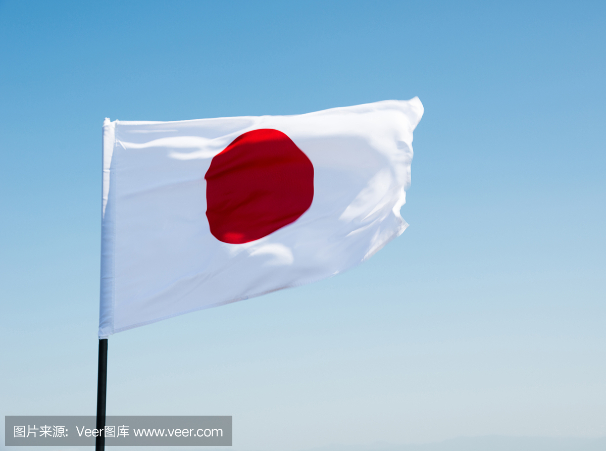 日本国旗在风中挥舞